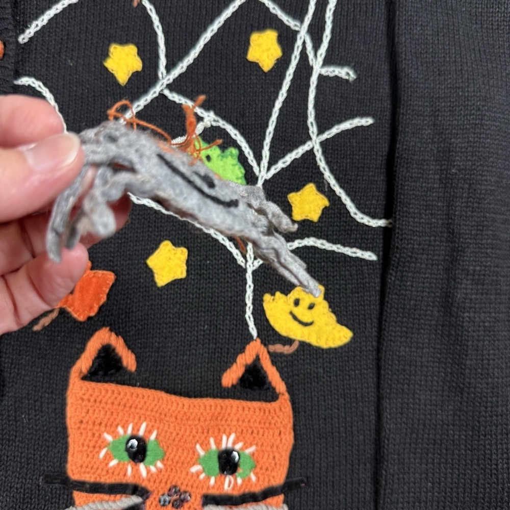 Halloween Cardigan Sweater Women's Large Black Spiders Ghosts Pumpkin Tiara Int - Picture 4 of 9